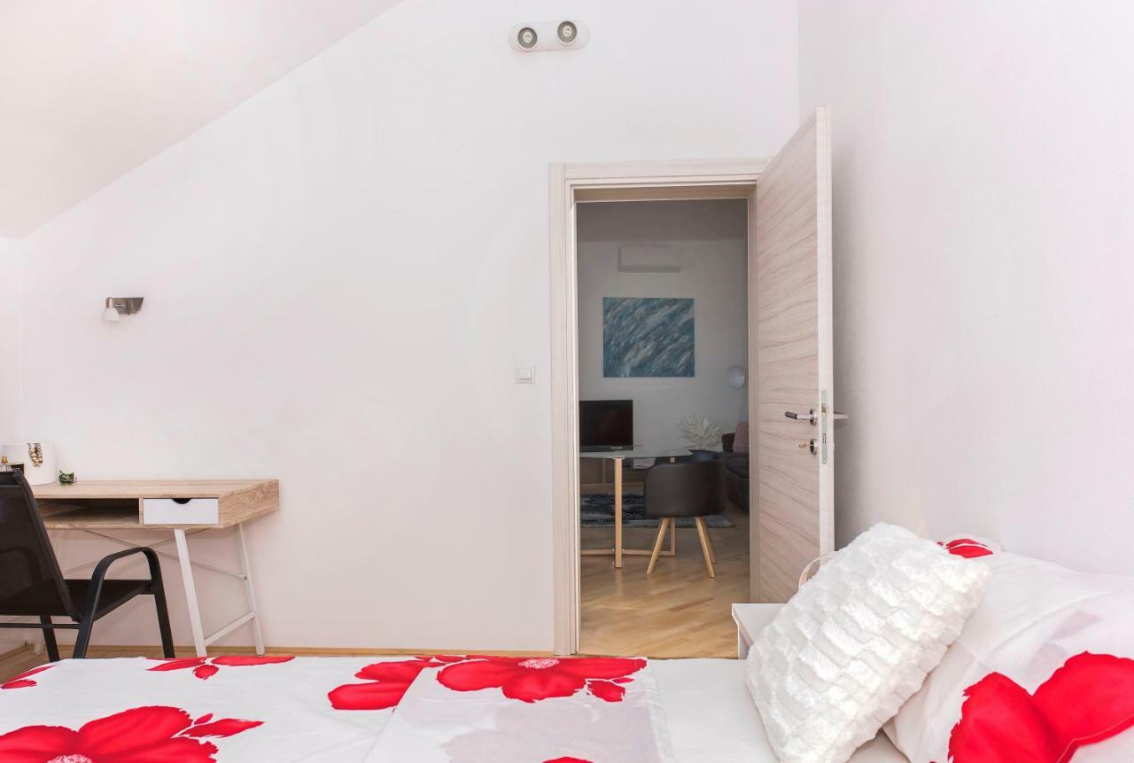 Apartman Kurika Sibenik Ngoại thất bức ảnh